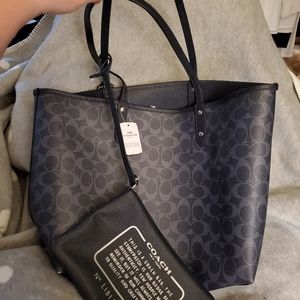 New Coach city tote